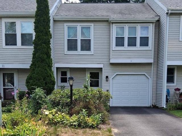 Townhouse for sale in Cleverdale, New York