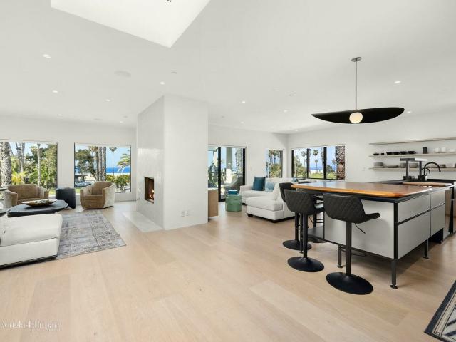 Condo for sale in Santa Monica