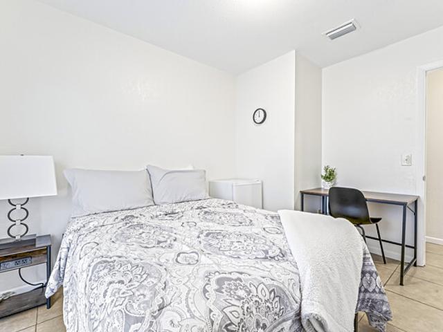 Room for rent in Clair-Mel City, Hillsborough County