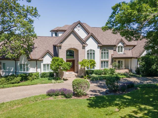 House for sale in Barrington, Illinois