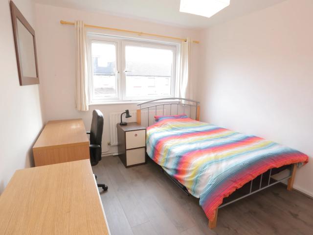 Room for rent in Stepney, Greater London