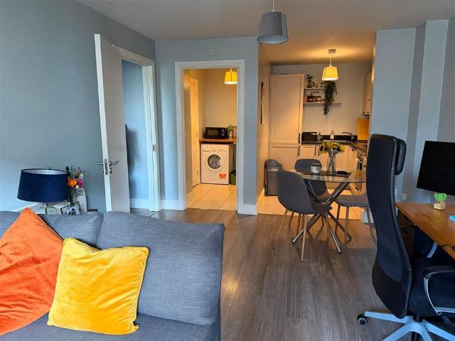 Apartment to rent in Dublin 11, Bluebell