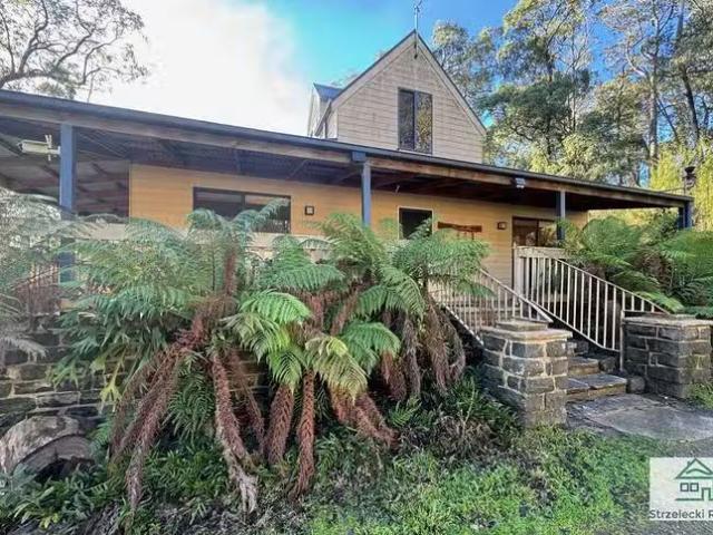 House for rent in Yinnar South, Victoria
