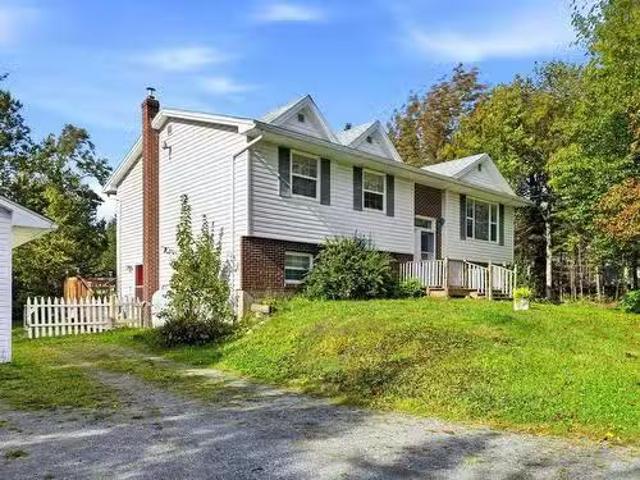 House for sale in Cow Bay, Halifax County