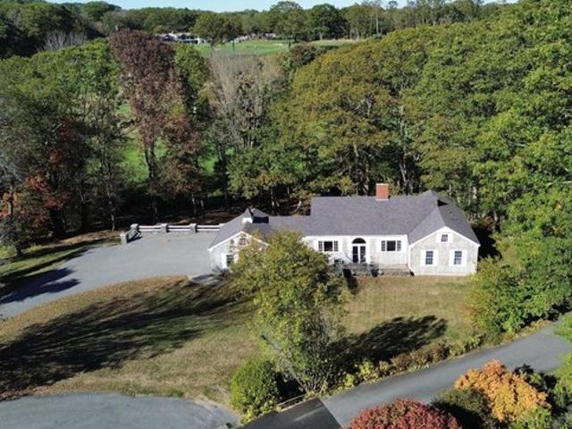 House for sale in Cape Elizabeth, Maine