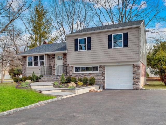House for sale in Huntington, New York