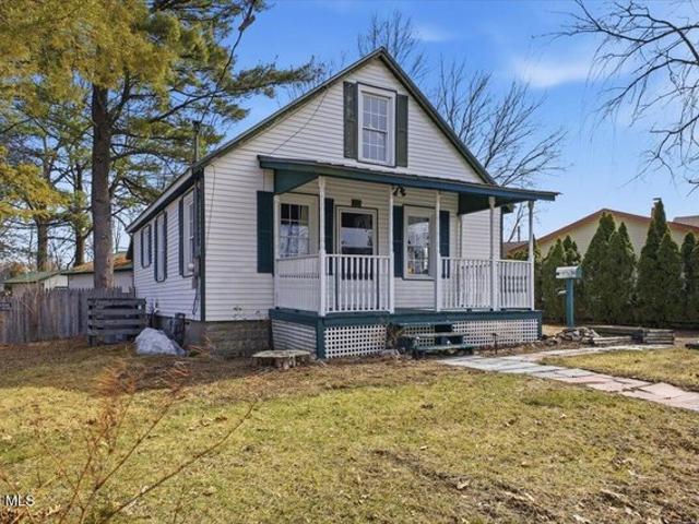 House for sale in Saratoga, New York