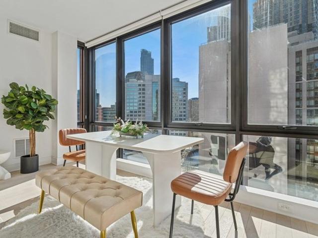 Condo for sale in Hudson, New Jersey