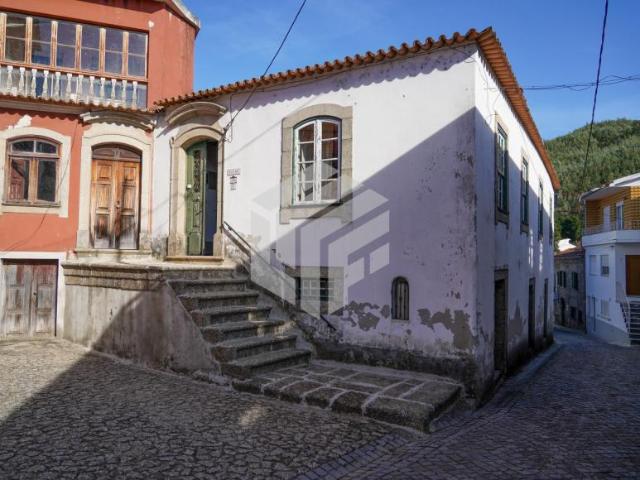 Casa venda em Sandomil, Seia