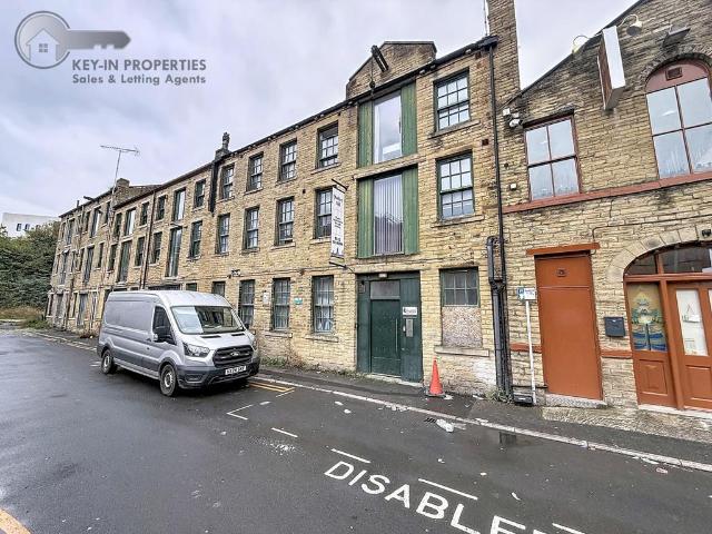Apartment for rent in Eastbrook, Bradford