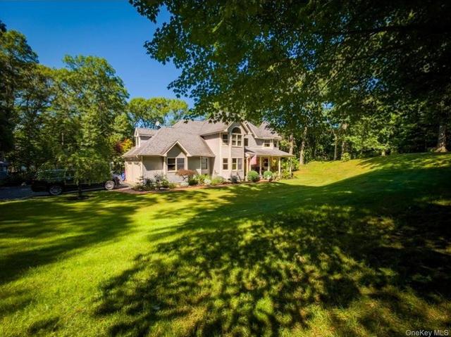 House for sale in Wading River, New York