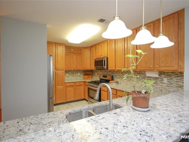 Condo for sale in Union, New Jersey