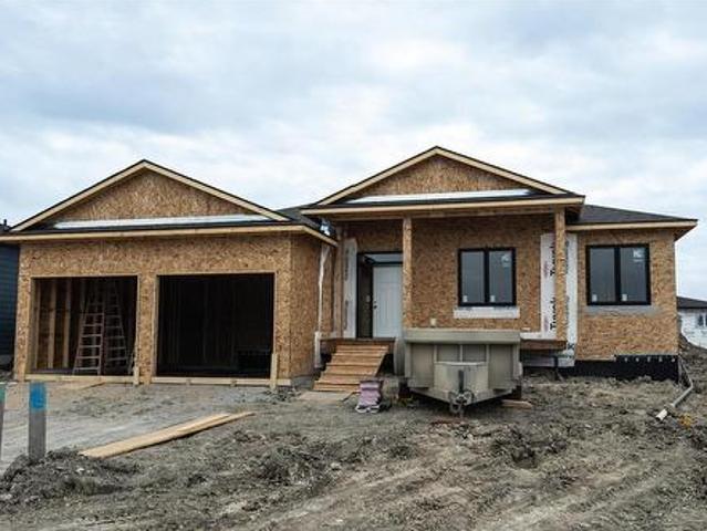 House for sale in Springfield, Manitoba