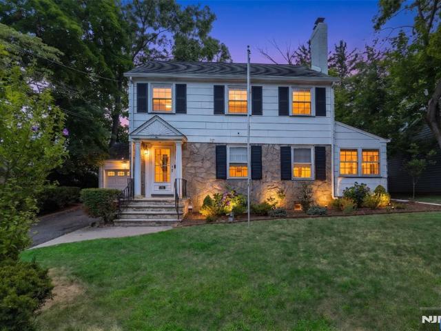 House for sale in Bloomfield, New Jersey