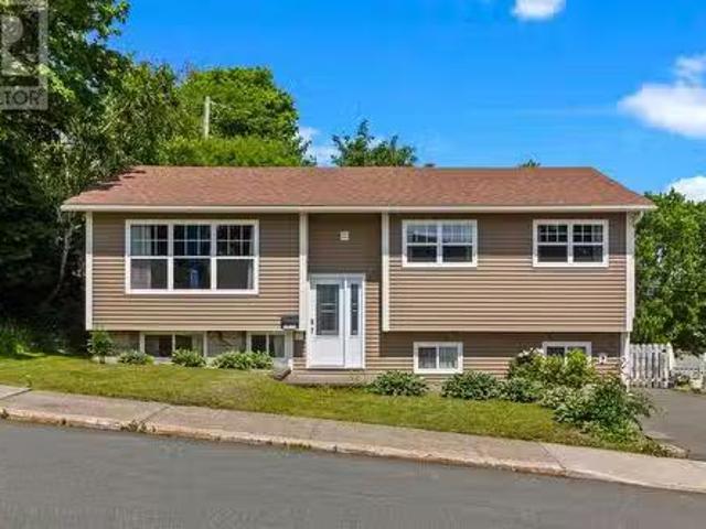 House for sale in Foxtrap, Newfoundland And Labrador