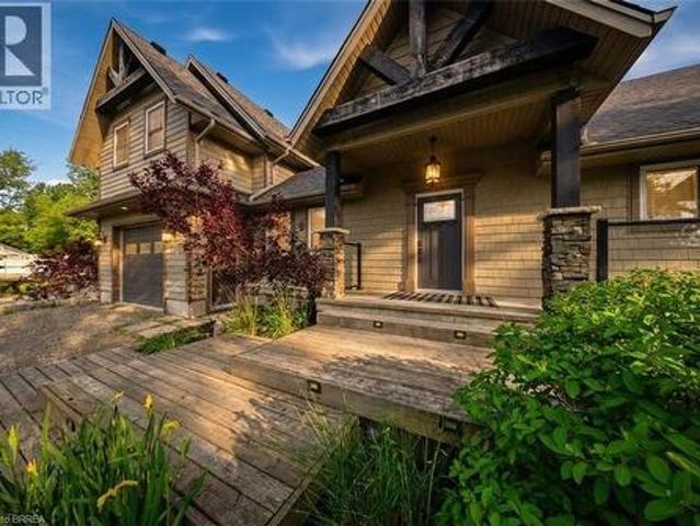 House for sale in Ontario