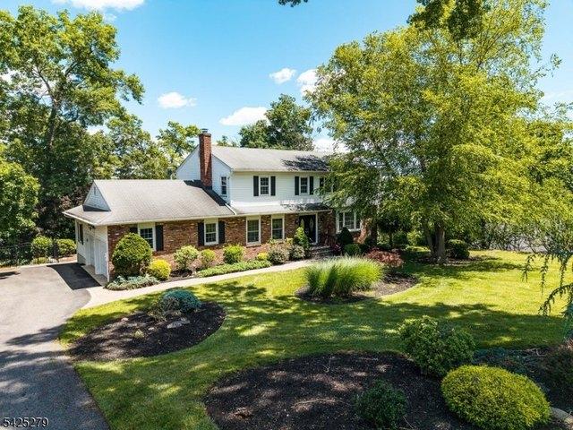 House for sale in Pequannock, New Jersey