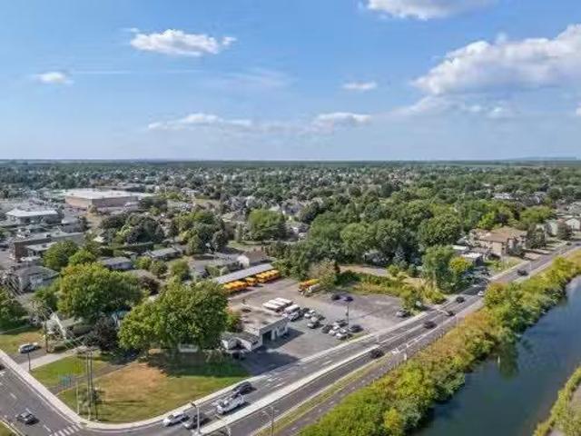 House for sale in Saint-jean-sur-richelieu, Quebec
