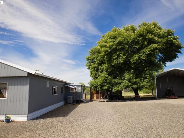 House for sale in Oregonia