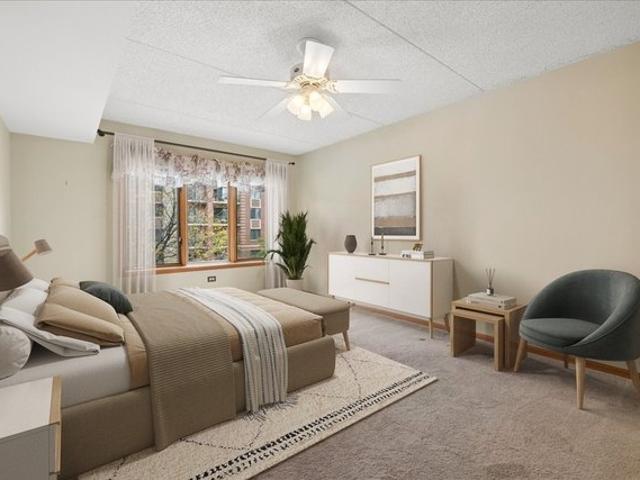 Condo for sale in Mount Prospect, Cook County