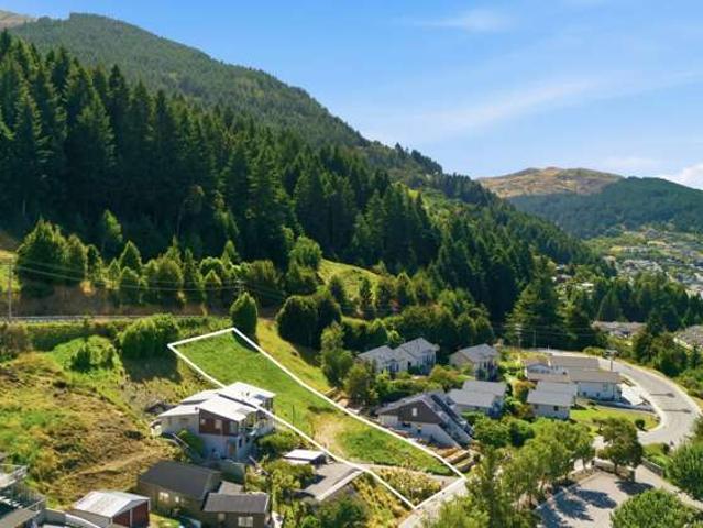 Property for sale in Otakou