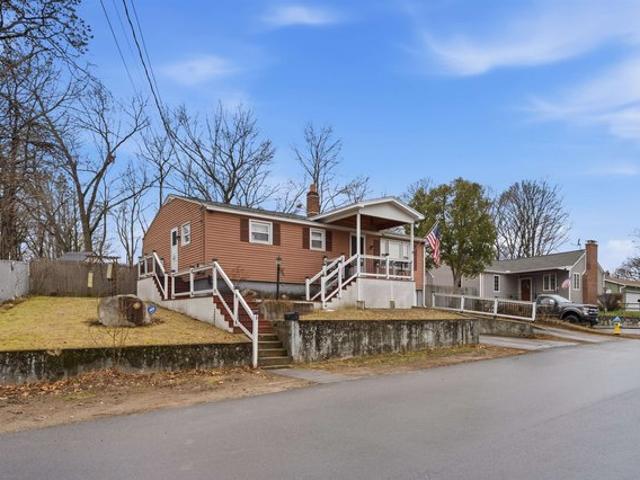 House for sale in New Hampshire