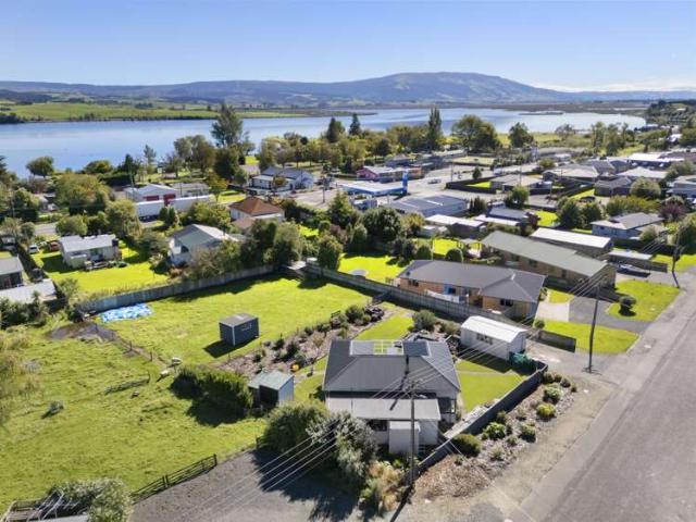 House for sale in Otakou