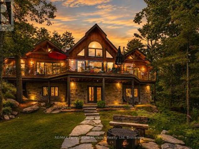 House for sale in Ontario