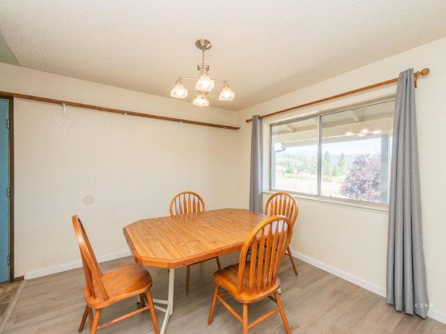 House for sale in Lewiston, California