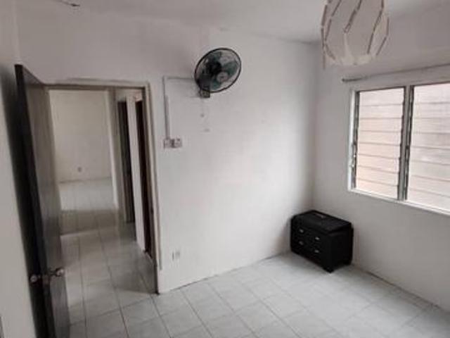 Serviced Residence for sale in Country Heights Damansara, Kuala Lumpur