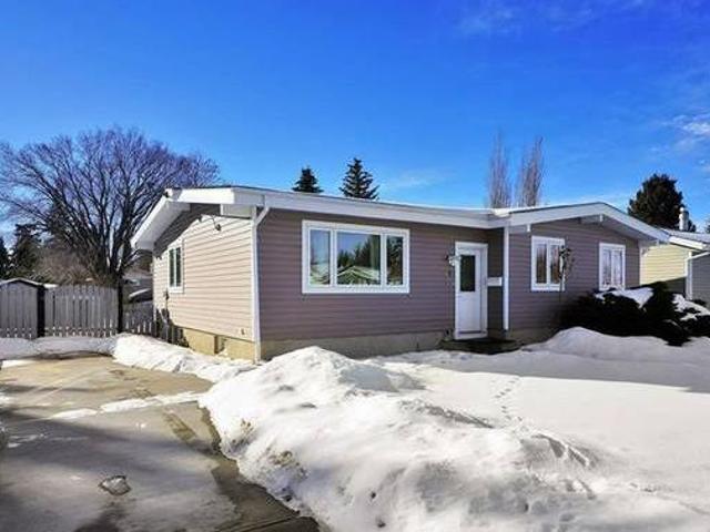 House for sale in Wedgewood, Alberta