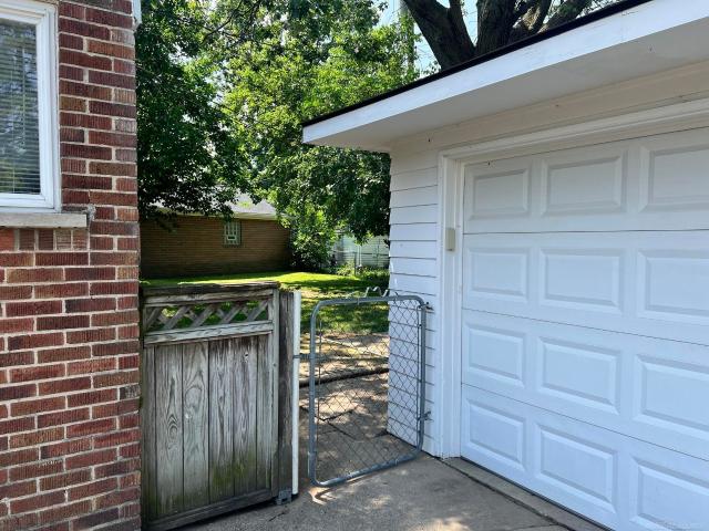 House for sale in Seminole Hills, Mount Clemens