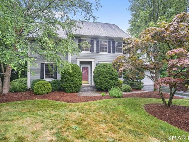 House for sale in Simsbury, Connecticut