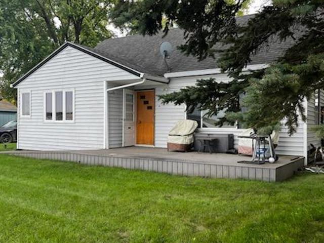 House for sale in Slayton, Murray County