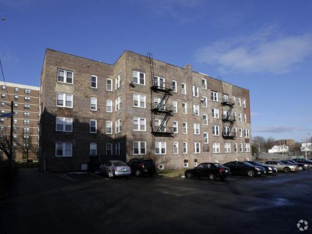 Room for rent in East Orange, New Jersey