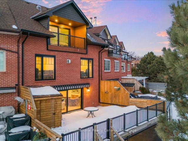 Townhouse for sale in Woburn, Ontario