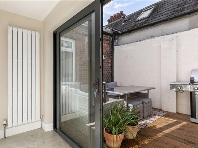 Terraced House for sale in Dublin 4, Bluebell