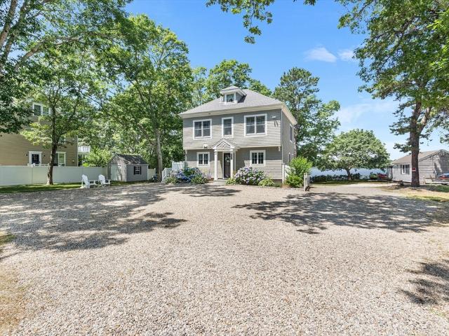 House for sale in Mashpee