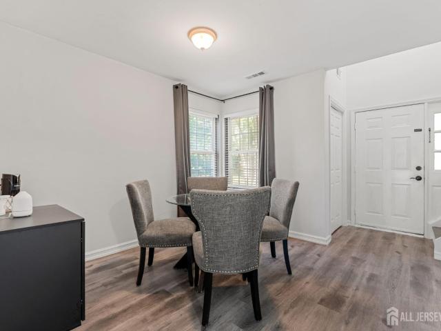 Condo for sale in New Brunswick, New Jersey