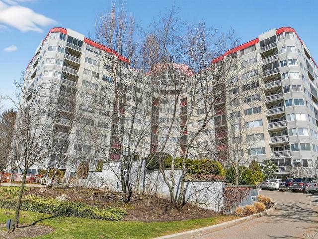 Condo for sale in White Plains, New York
