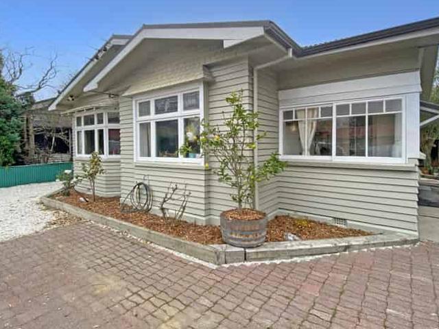 House for rent in Chaslands, Canterbury