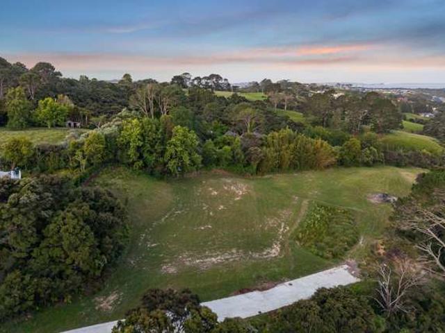 Land for sale in Whangaparaoa, Oroua County