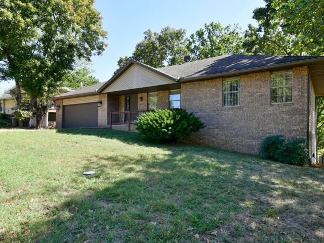 House for sale in Kimberling City, Stone County