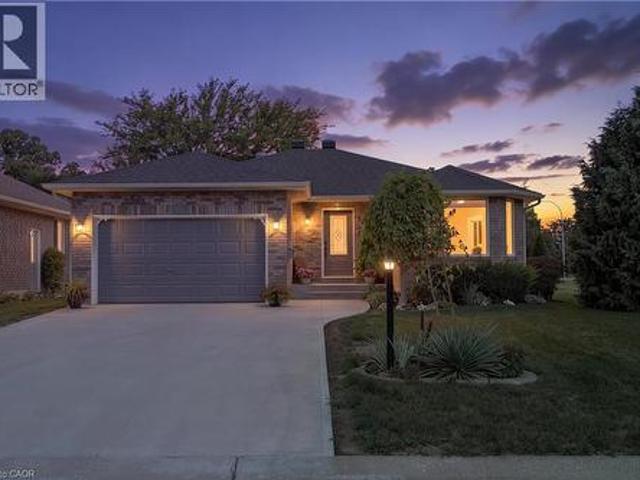 House for sale in Cayuga, Ontario