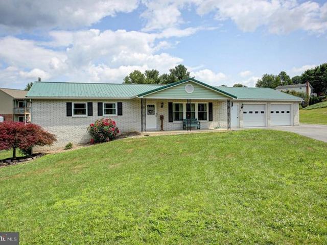 House for sale in Chambersburg, Pennsylvania
