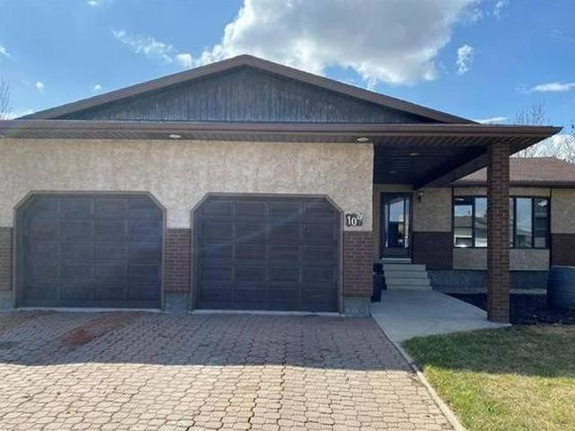 House for sale in Yorkton, Saskatchewan