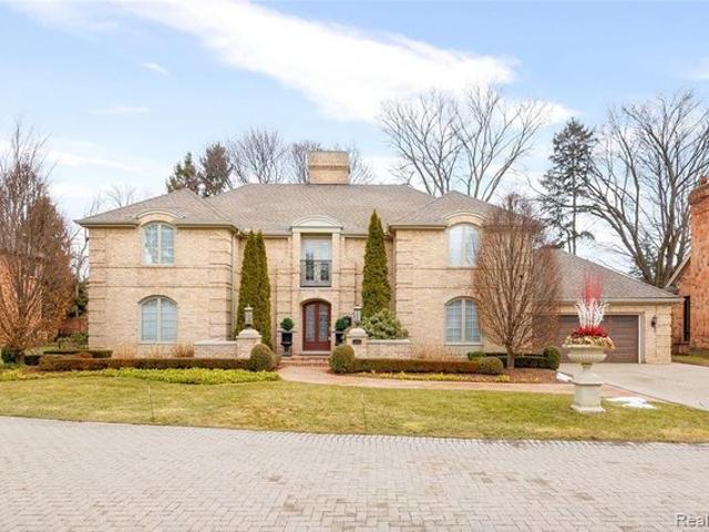 House for sale in Grosse Pointe, Michigan