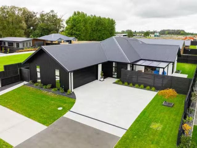 House for sale in Lincoln, Canterbury