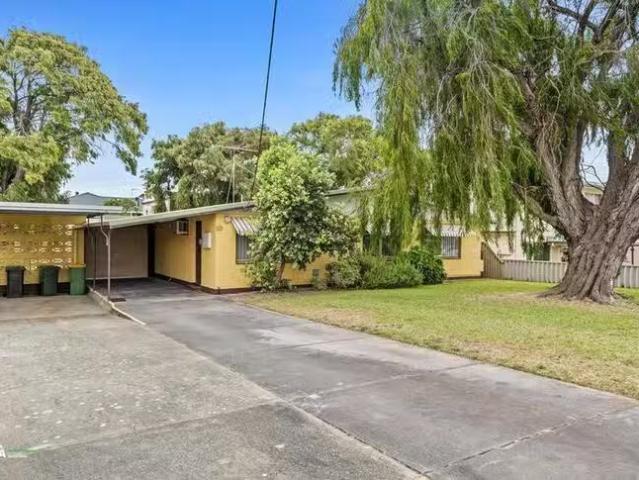 House for rent in Silver Sands