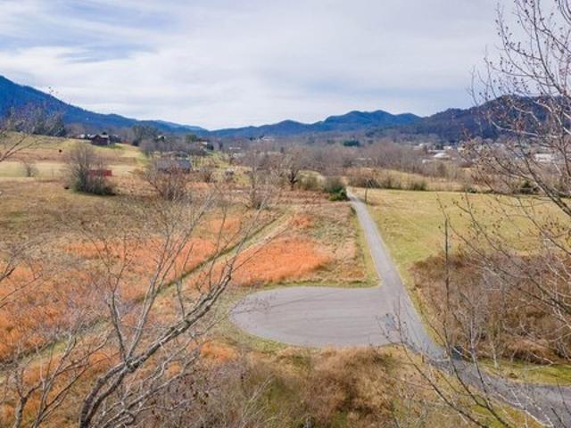 Land for sale in Sevierville, East Tennessee